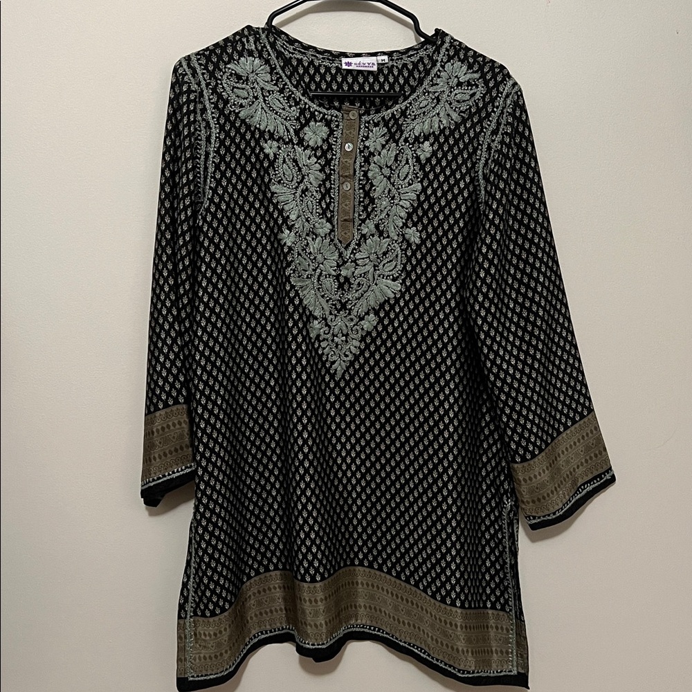 Black and Green Embroidered Women's Tunic